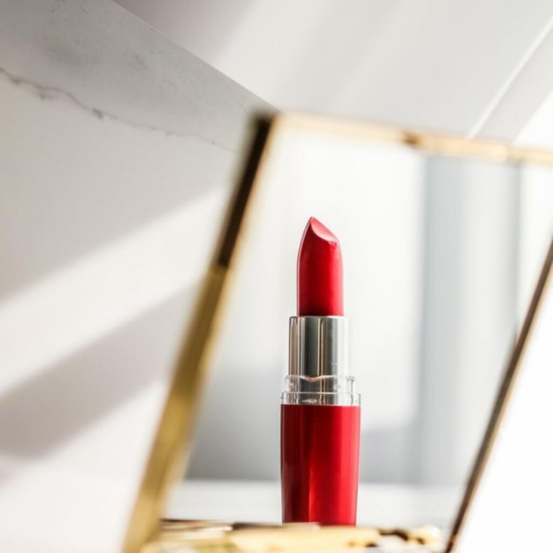 Rouge lip stick