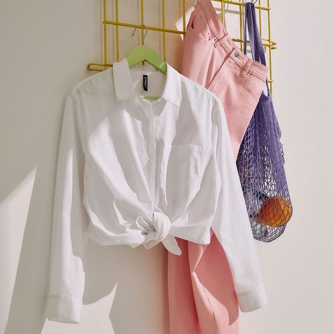 Cotton blouse and pink pants